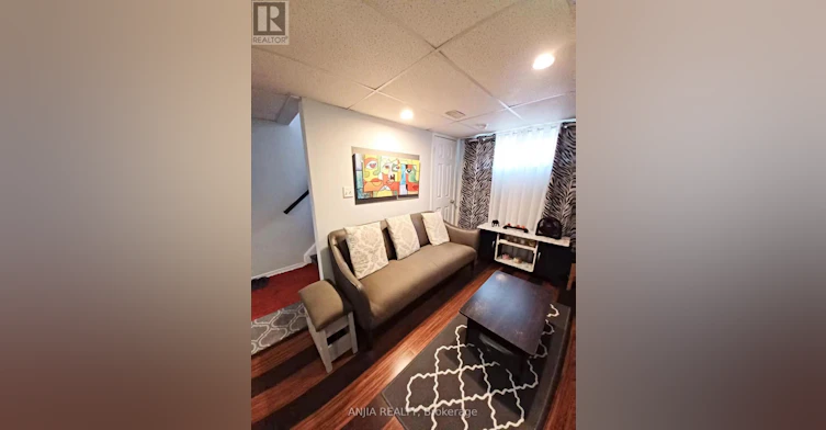 LOWER-256 Homewood Avenue, Toronto, ON, M2R 2N3 - 4