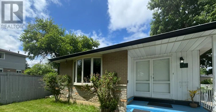 UPPER-30 Kenilworth Road, Brampton, ON, L6V 2B1
