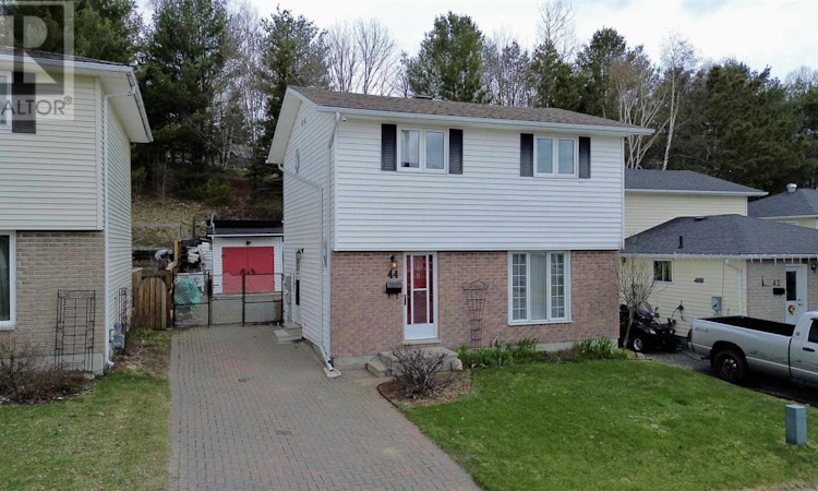 44 Hergott Avenue