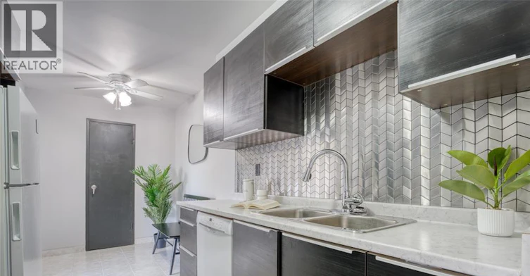 402-2144 Pelissier, Windsor, ON, N8X 1N4 - 11