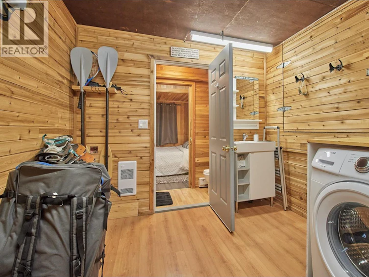 5123 Squilax Anglemont Road, Celista, BC, V0E 1M6 - 56