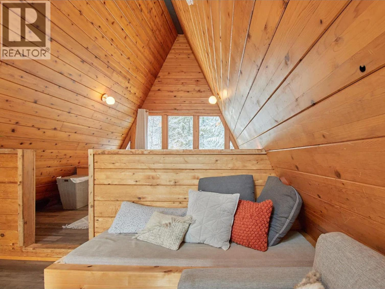 5123 Squilax Anglemont Road, Celista, BC, V0E 1M6 - 47