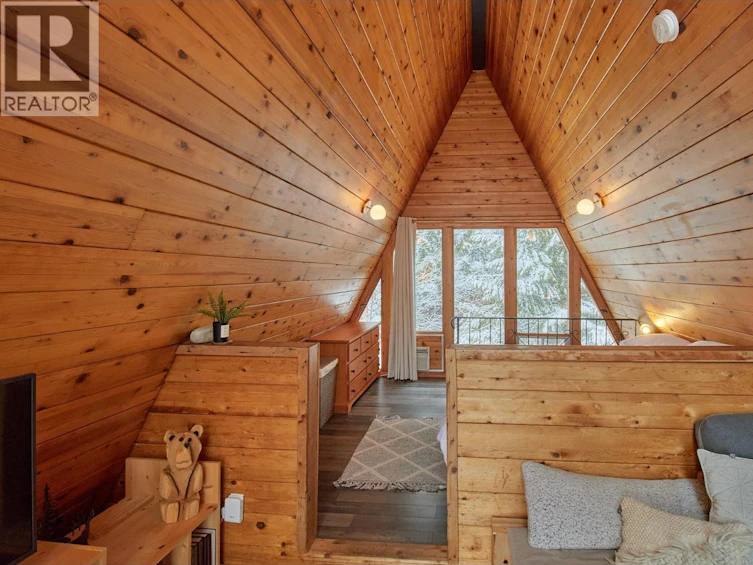 5123 Squilax Anglemont Road, Celista, BC, V0E 1M6 - 44