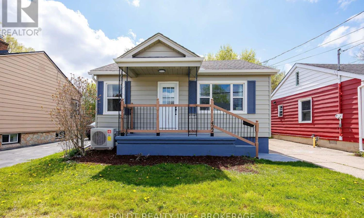422 Welland Avenue
