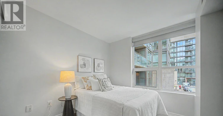 TH8-31 Brunel Court, Toronto, ON, M5V 3Y2 - 20