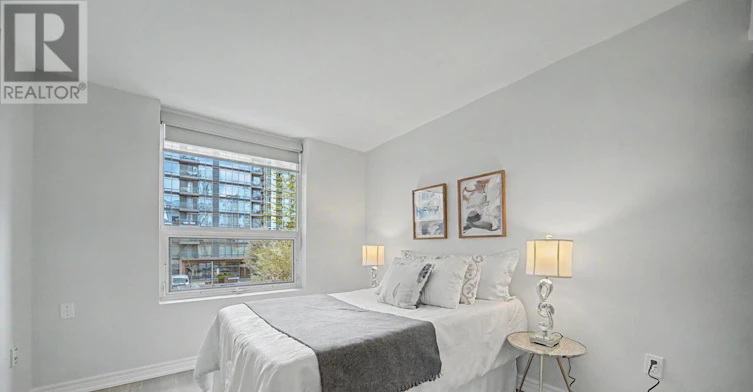 TH8-31 Brunel Court, Toronto, ON, M5V 3Y2 - 18
