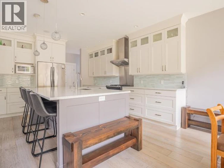 3130 Butler Road, Powell River, BC, V8A 0R9 - 3