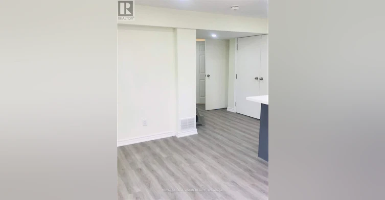 BSMT-25 Gabrielle Crescent, Whitby, ON, L1R 3M6 - 6