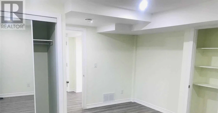 BSMT-25 Gabrielle Crescent, Whitby, ON, L1R 3M6 - 9