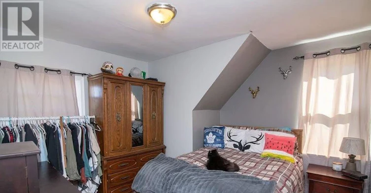 UPPER-245 22nd Street EAST, Hamilton, ON, L8V 2V8 - 8