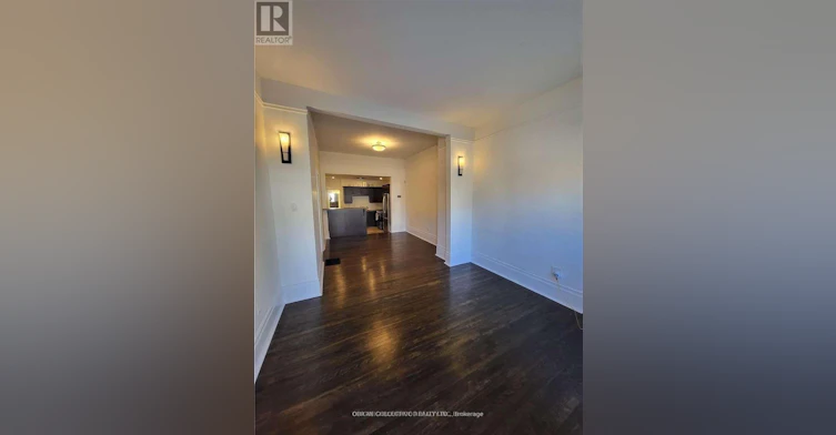 43 Carr Street, Toronto, ON, M5T 1B6