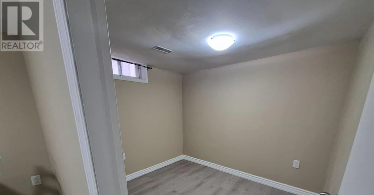 LOWER-3 Plumbrook Crescent, Toronto, ON, M1S 3Z9 - 4