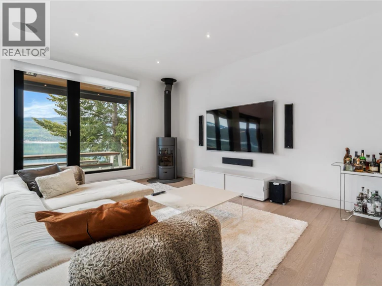 6-8200 Squilax Anglemont Road, Saint Ives, BC, V0E 1M8 - 14