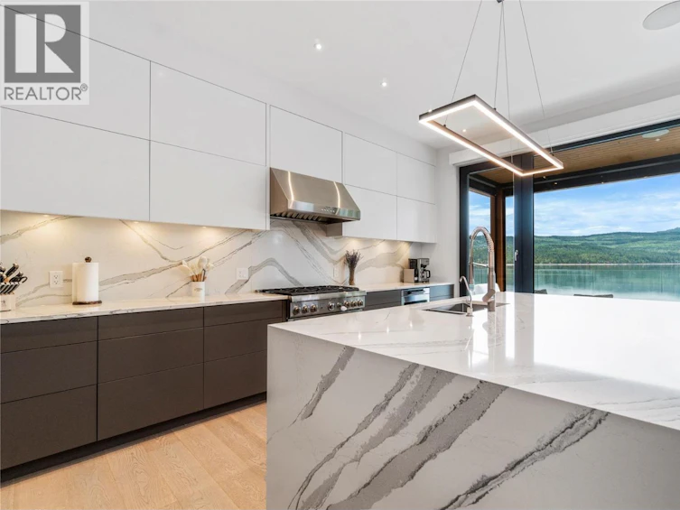 6-8200 Squilax Anglemont Road, Saint Ives, BC, V0E 1M8 - 7