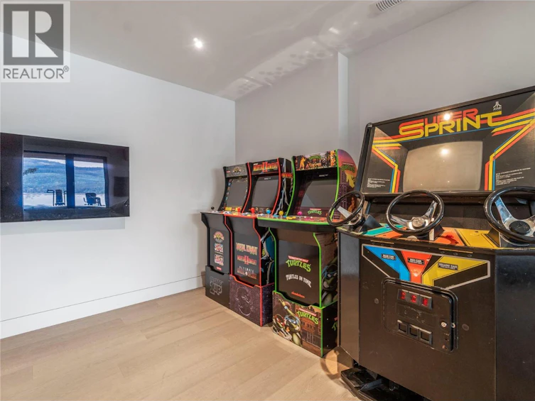 6-8200 Squilax Anglemont Road, Saint Ives, BC, V0E 1M8 - 33