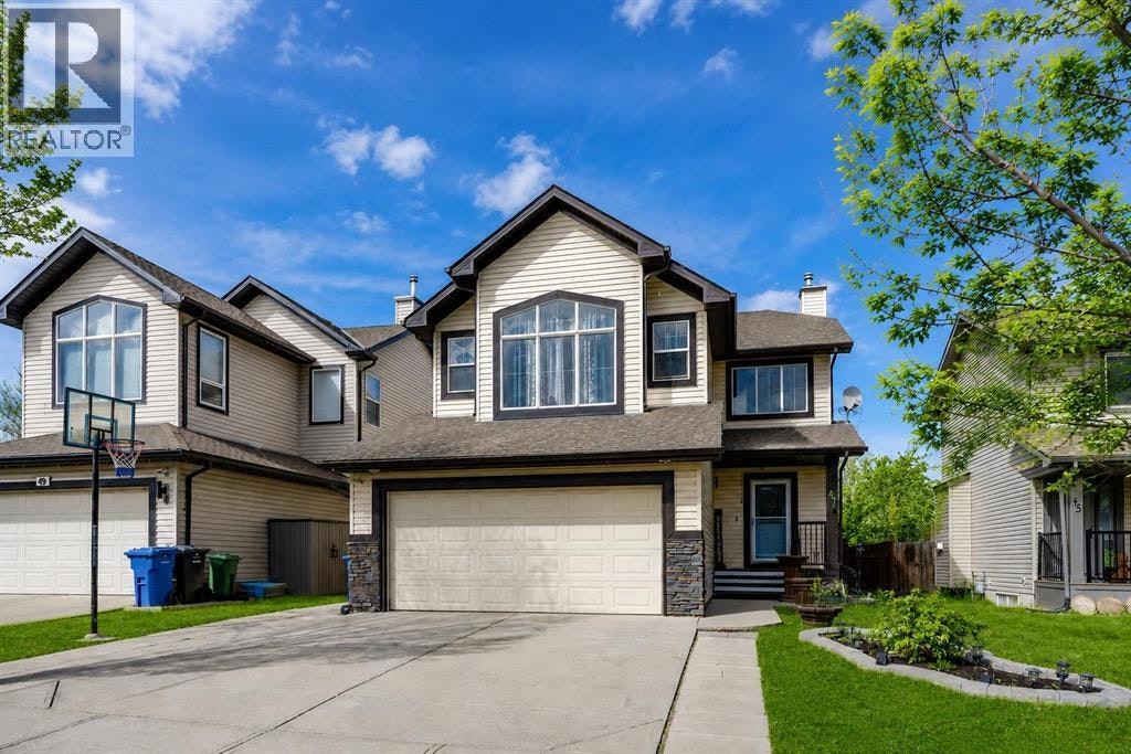 47 Westmount Road, Okotoks, AB, T1S 2J3