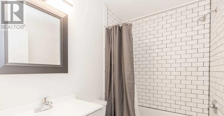 156 Clapperton Street, Barrie, ON, L4M 3G4 - 10