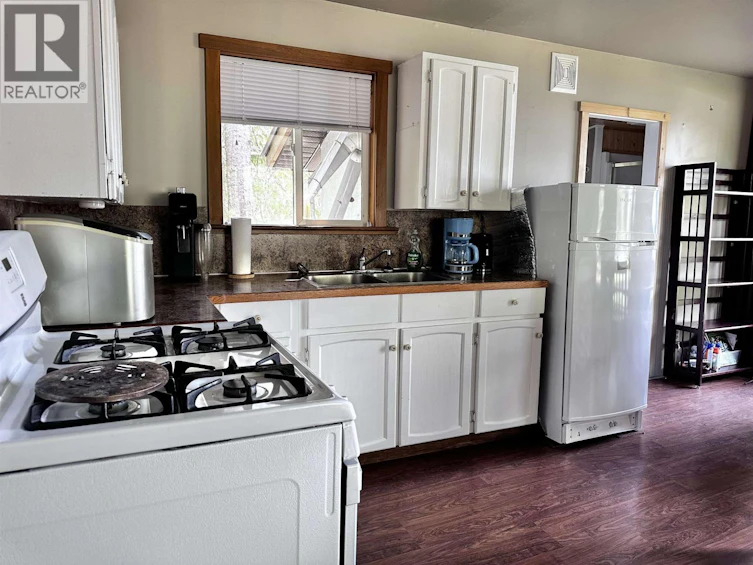 2855 Hoover Bay Road, Canim Lake, BC, V0K 1J0 - 15