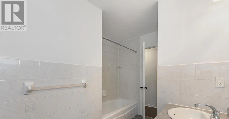 20 Glenbrook Drive, Guelph, ON, N1E 1A9 - 32