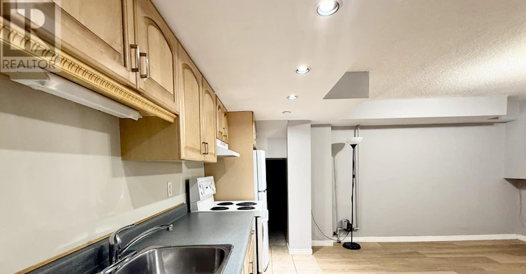 BSMT-979 Redbird Crescent, Pickering, ON, L1V 5K6 - 4