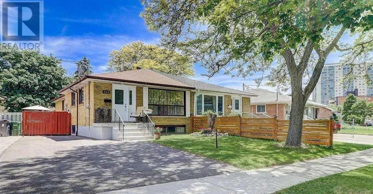 234 Roywood Drive, Toronto, ON, M3A 2E6