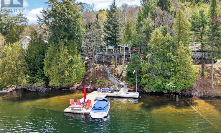 1119 Narrows Road