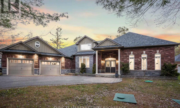4 Diamond Valley Drive
