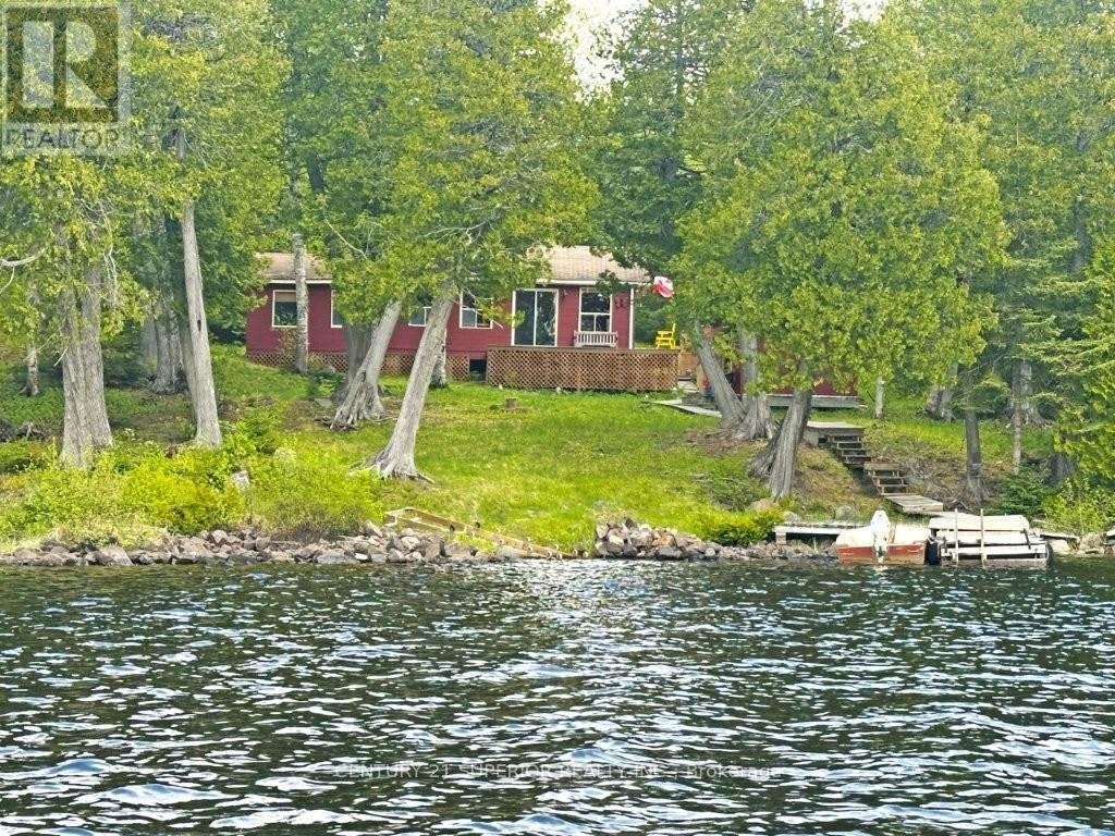 LT-17 Elizabeth Lake, Nipigon, ON, P0T 2J0