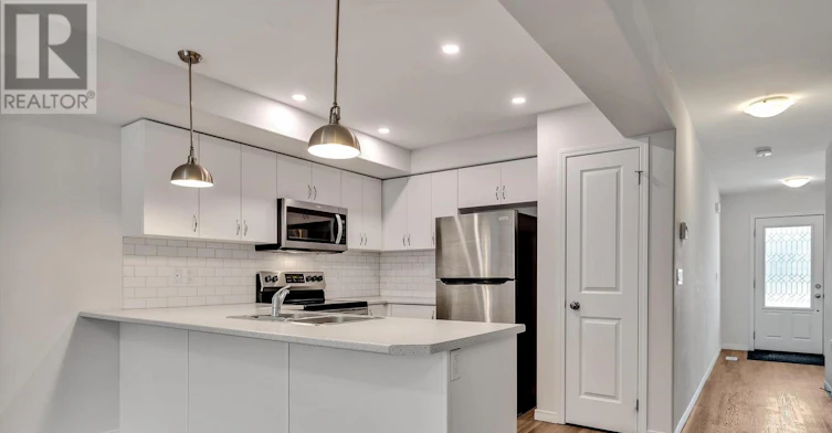 BEDROOM 2-1630 Hetherington Drive, Peterborough, ON, K9L 0G6 - 9