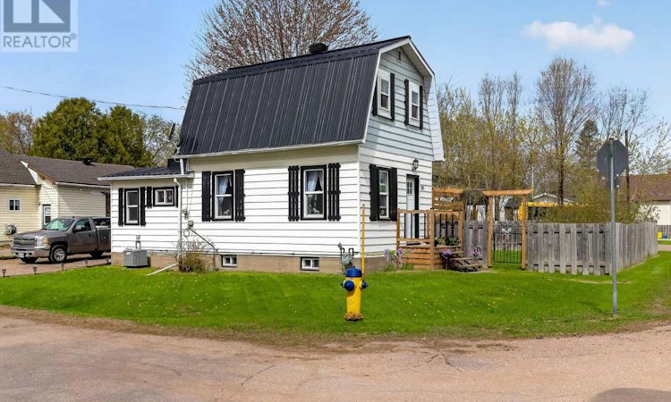 302 Willard Street