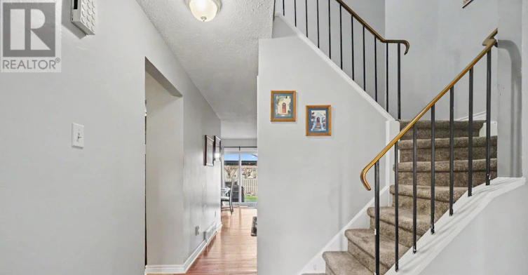 6461 Colony Square, Ottawa, ON, K1C 3E1 - 2