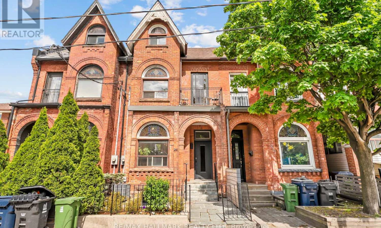 261 Ossington Avenue
