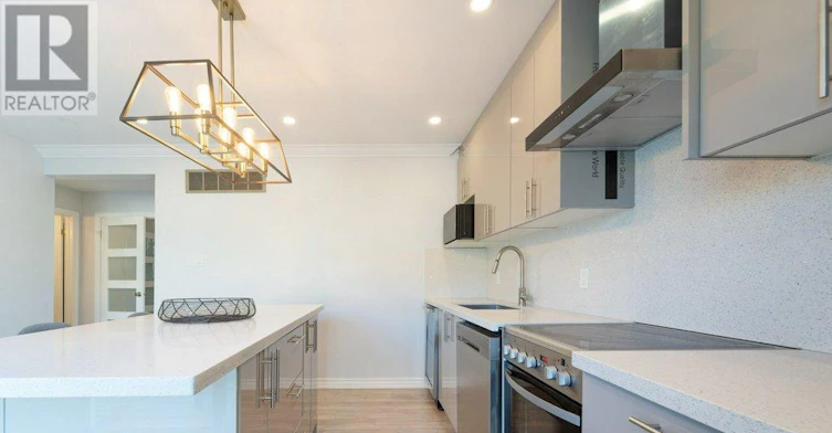 BACK-6 Alcester Court, Toronto, ON, M6A 2Z6 - 2
