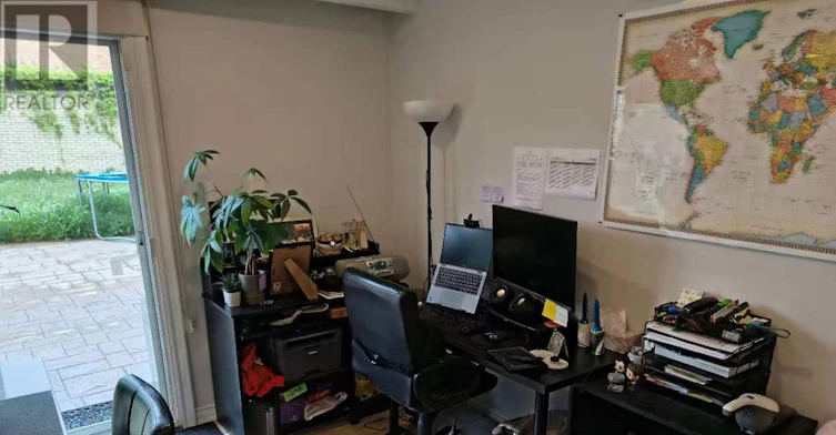 BACK-6 Alcester Court, Toronto, ON, M6A 2Z6 - 7