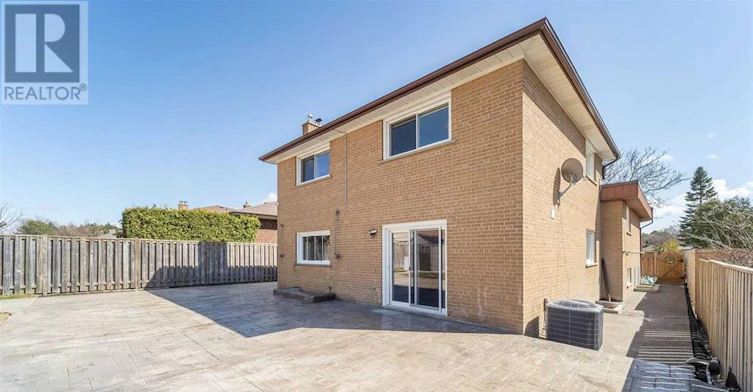 BACK-6 Alcester Court, Toronto, ON, M6A 2Z6 - 10