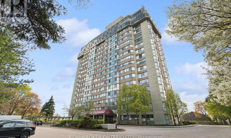 503-880 Dundas Street W