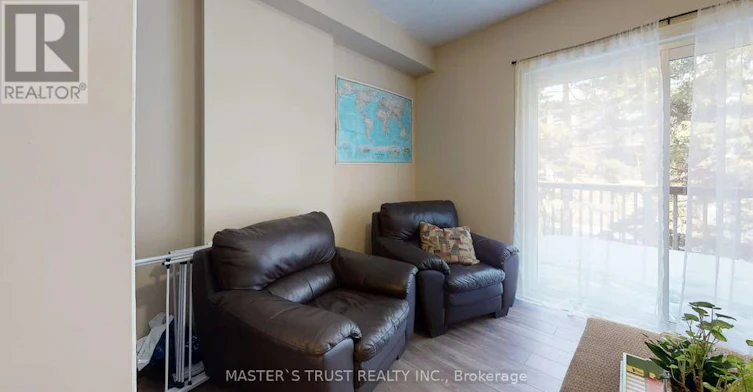 226 Westcourt Place, Waterloo, ON, N2L 2R7 - 2