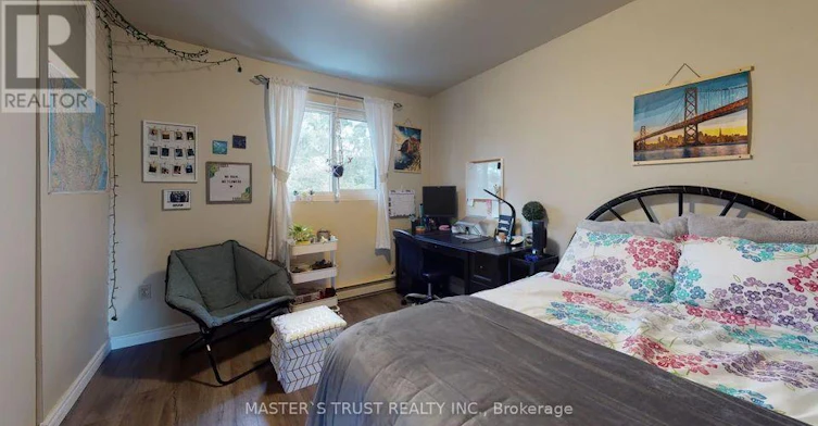 226 Westcourt Place, Waterloo, ON, N2L 2R7 - 6
