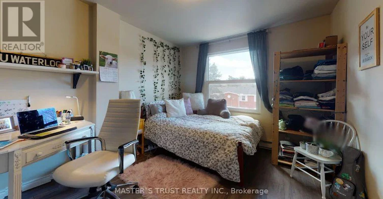 226 Westcourt Place, Waterloo, ON, N2L 2R7 - 9