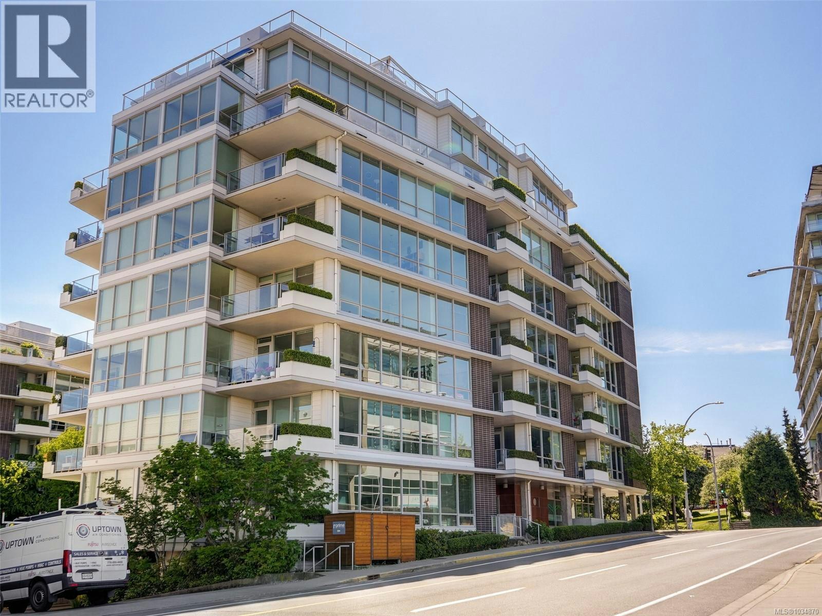 105-399 Tyee Road, Victoria, BC, V9A 0A8