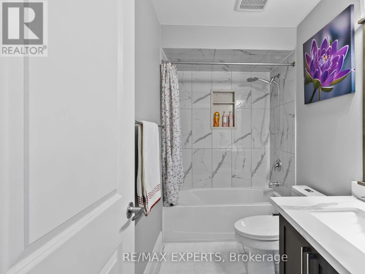 22 Travers Gate, Springwater, ON, L9X 0S8 - 18