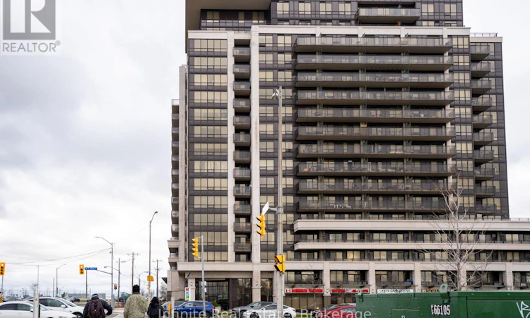 PH4-1060 Sheppard Avenue W