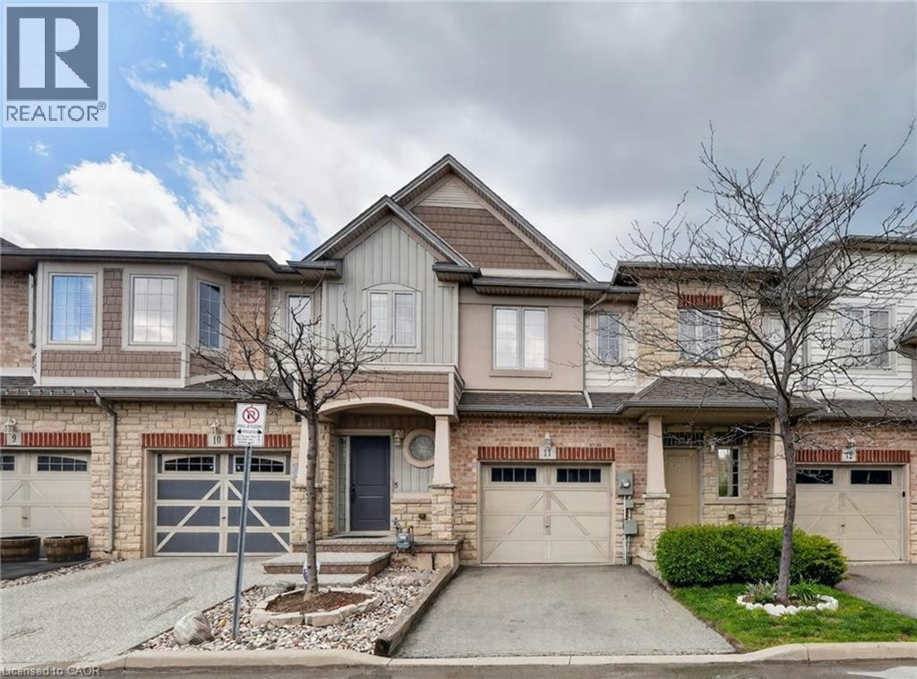 11-8 Lakelawn Road, Grimsby, ON, L3M 0G1