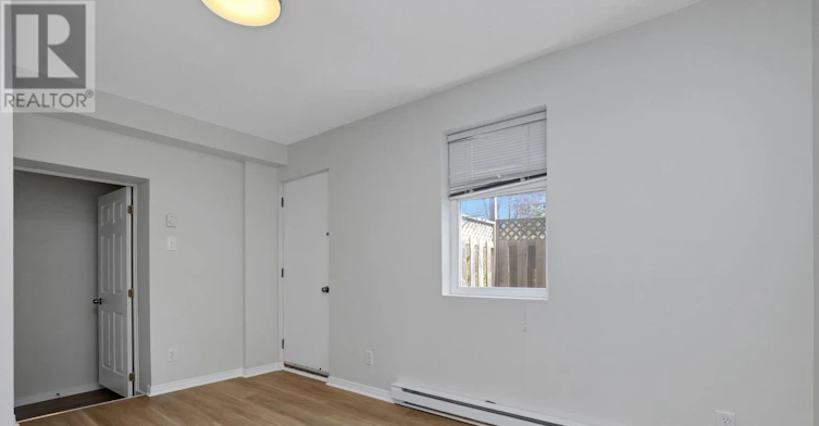 504 Hilson Avenue, Ottawa, ON, K1Z 6C7 - 21