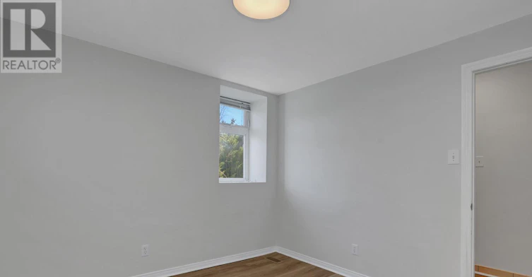 504 Hilson Avenue, Ottawa, ON, K1Z 6C7 - 16