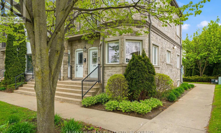 106-6045 Dunn Street