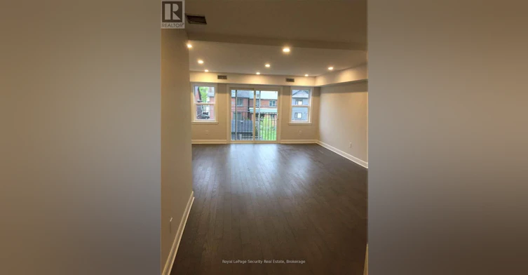 2-226 Lauder Avenue, Toronto, ON, M6E 3H4 - 29