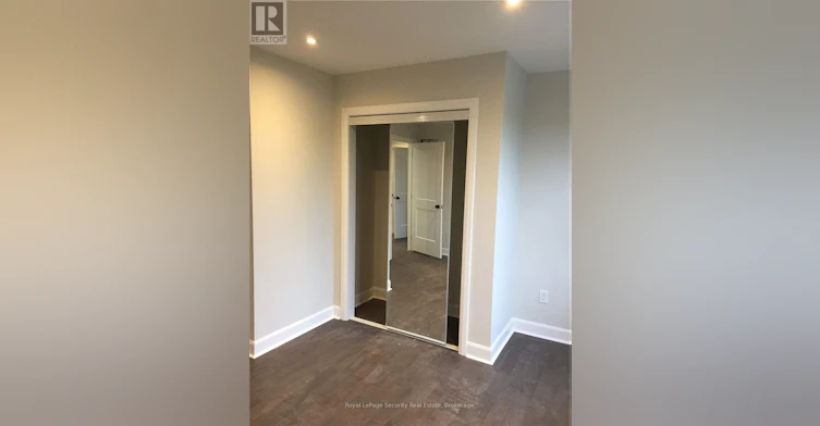 2-226 Lauder Avenue, Toronto, ON, M6E 3H4 - 32