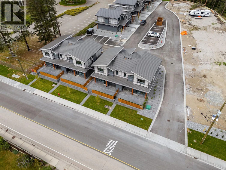 3-3210 Salmon Road, West Kelowna, BC, V4T 1A7 - 40