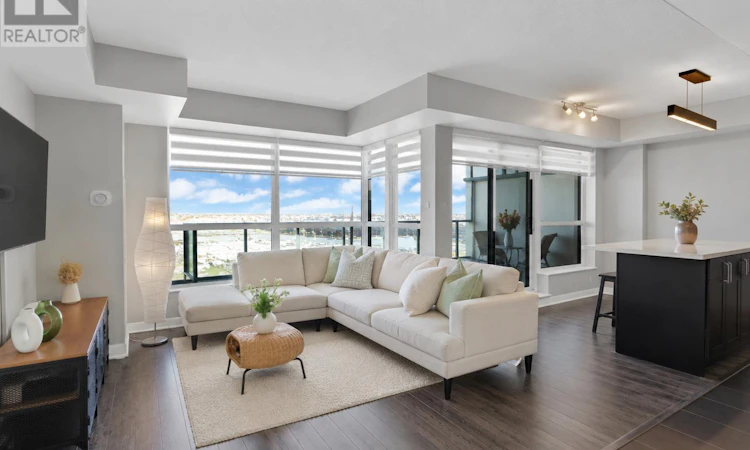 622-75 Norman Bethune Avenue E